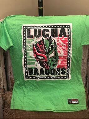 WWE Lucha Dragons Graphic Tee (M)